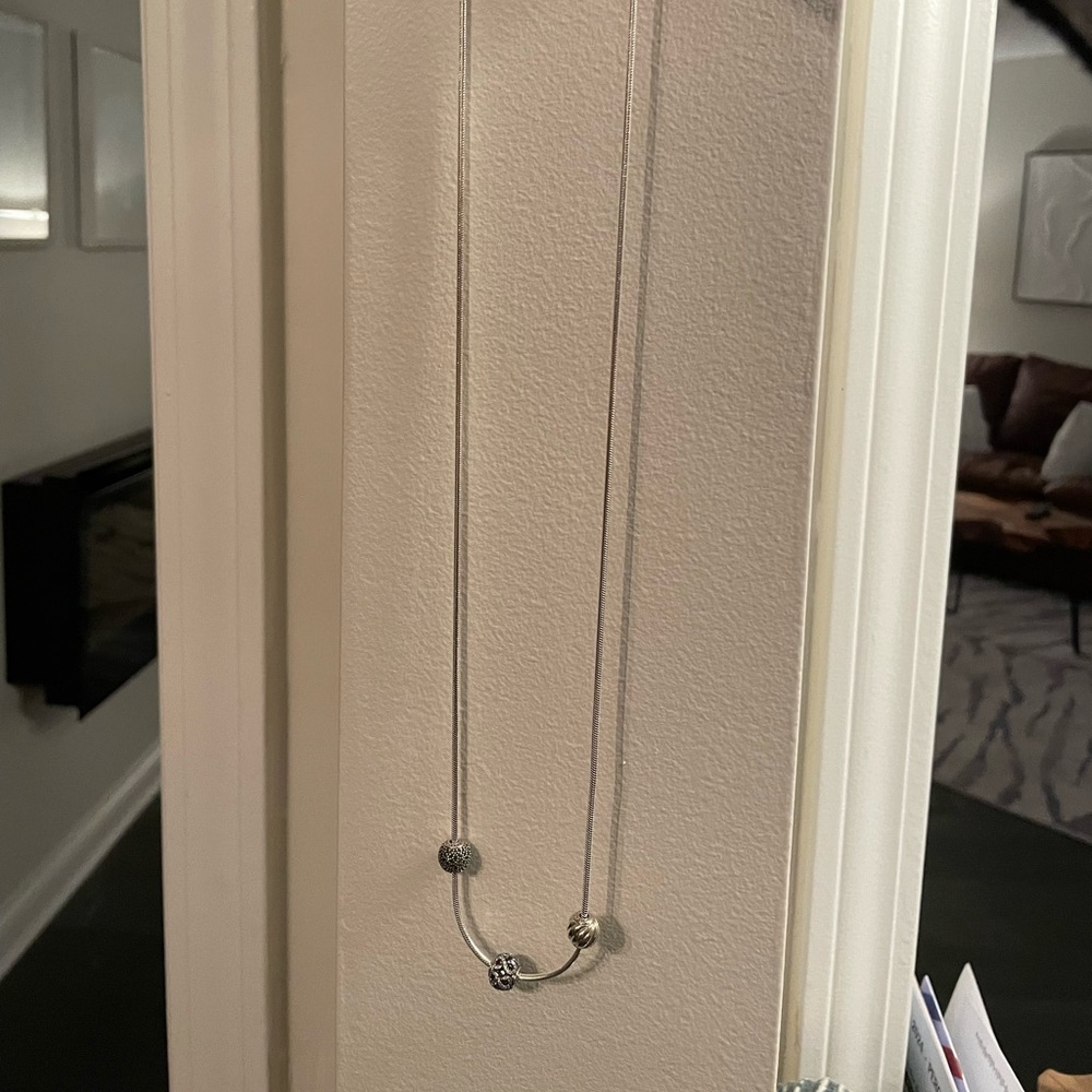 Very cute - simple pandora “3” ball silver necklace !!! Longer chain